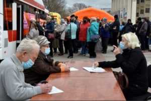 В Крыму продолжается незаконная вакцинация населения – теперь приедут в села –