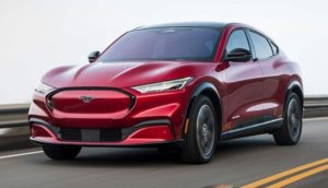 По той же причине, что и у Tesla: Ford снижает цены на электромобиль Mustang Mach-E в США