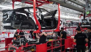 Немецкий завод Tesla с самым низким потреблением воды на автомобиль — BMW в целом более экономичен