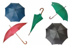 Використання корпоративної сувенірної продукції з логотипом – пляшки, парасолі